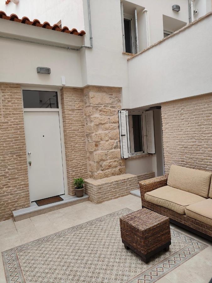 Litseli Atenas Exterior foto